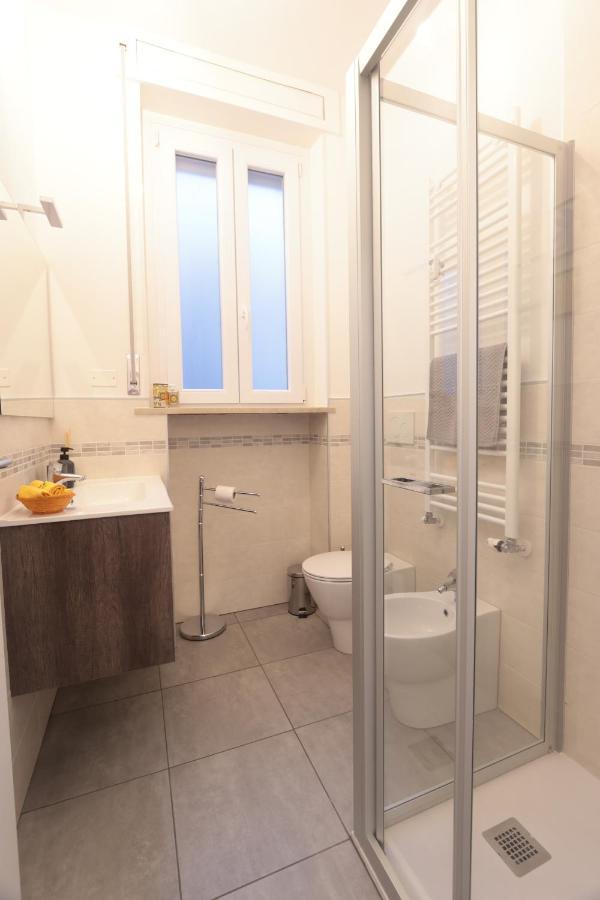Il Petalo Giallo Apartment *